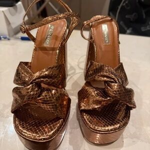 Elegant Bronze Platform Sandals